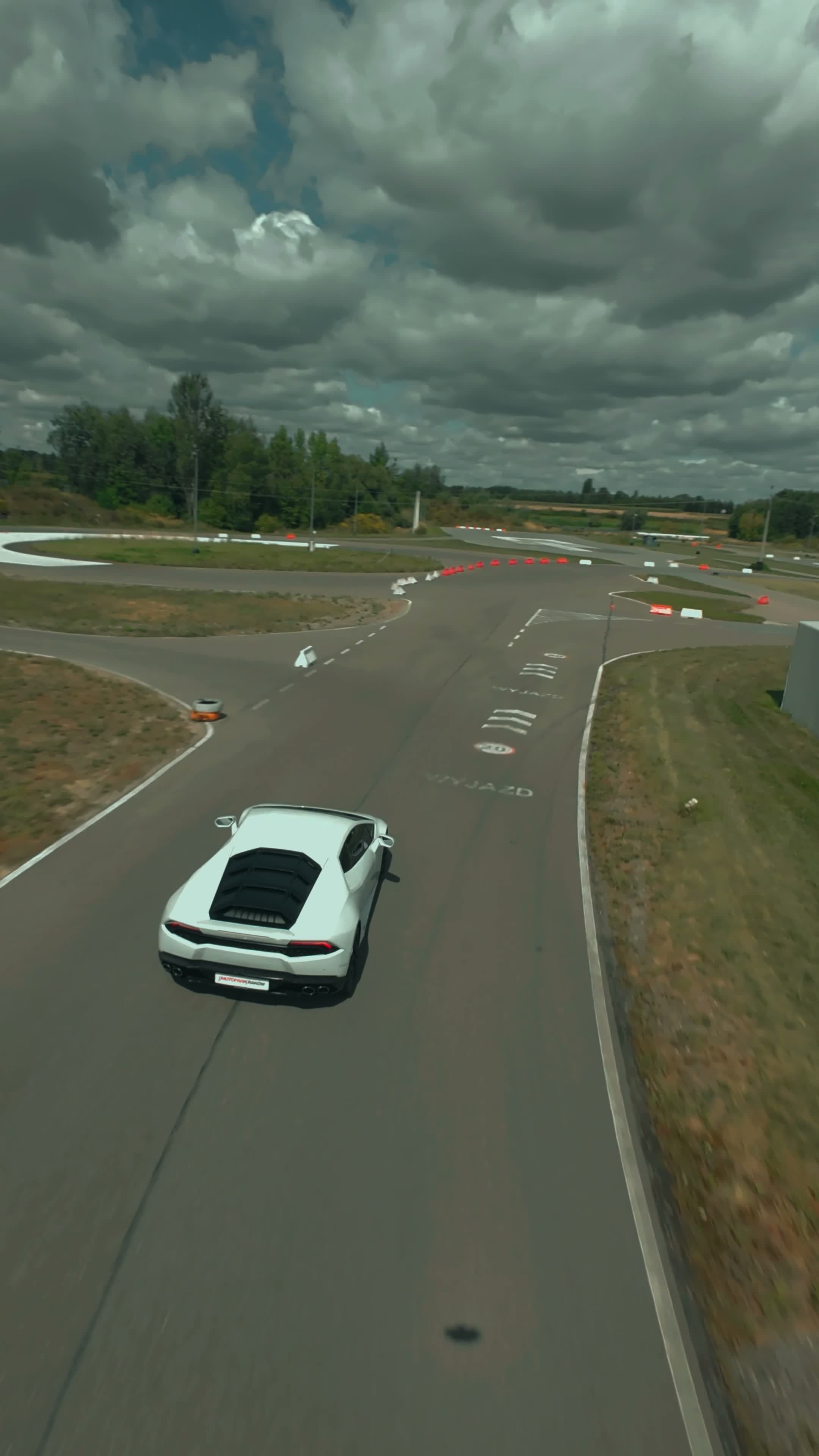 Motopark - Film z drona w portfolio na LetsFly. Autor: Arkadiusz Ślazik.