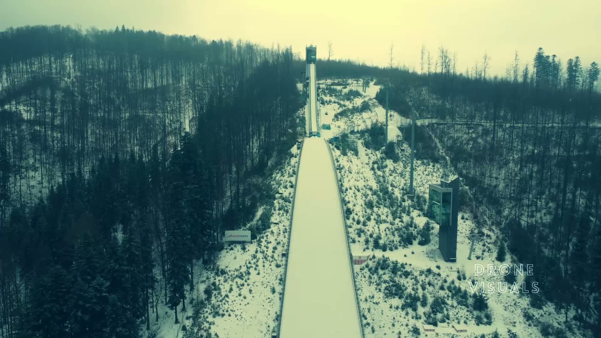 kobayashi - A drone video from Piotr Kozieł's portfolio on LetsFly.